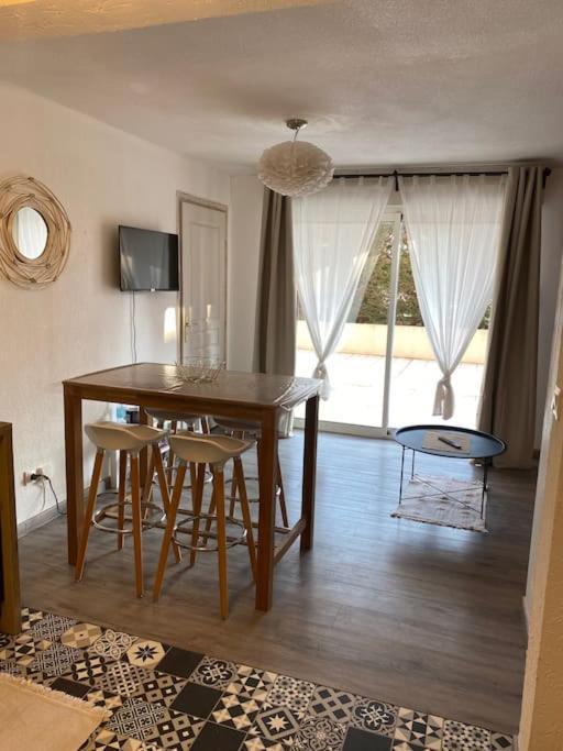 Appt 2 Pieces Port Frejus - Mega Terrasse + Garage Fréjus Exterior foto