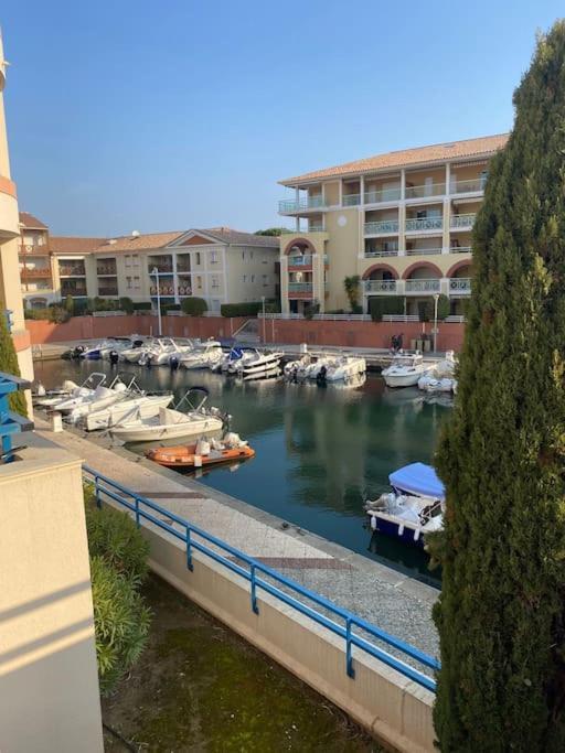 Appt 2 Pieces Port Frejus - Mega Terrasse + Garage Fréjus Exterior foto